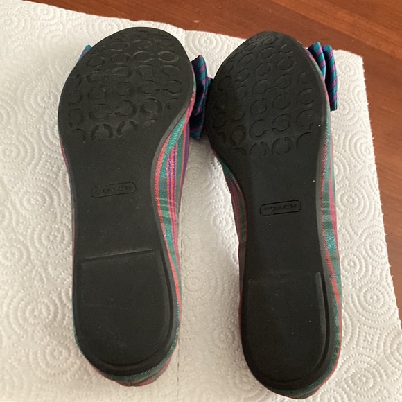 COACH WOMEN’S CAMBRIA TARTAN FLATS. BLUE/RED/PURPLE WITH BOWS. CUTE. SIZE 7. EUC - Picture 2 of 7